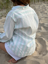 Load image into Gallery viewer, 90s Seafoam Striped Shirt
